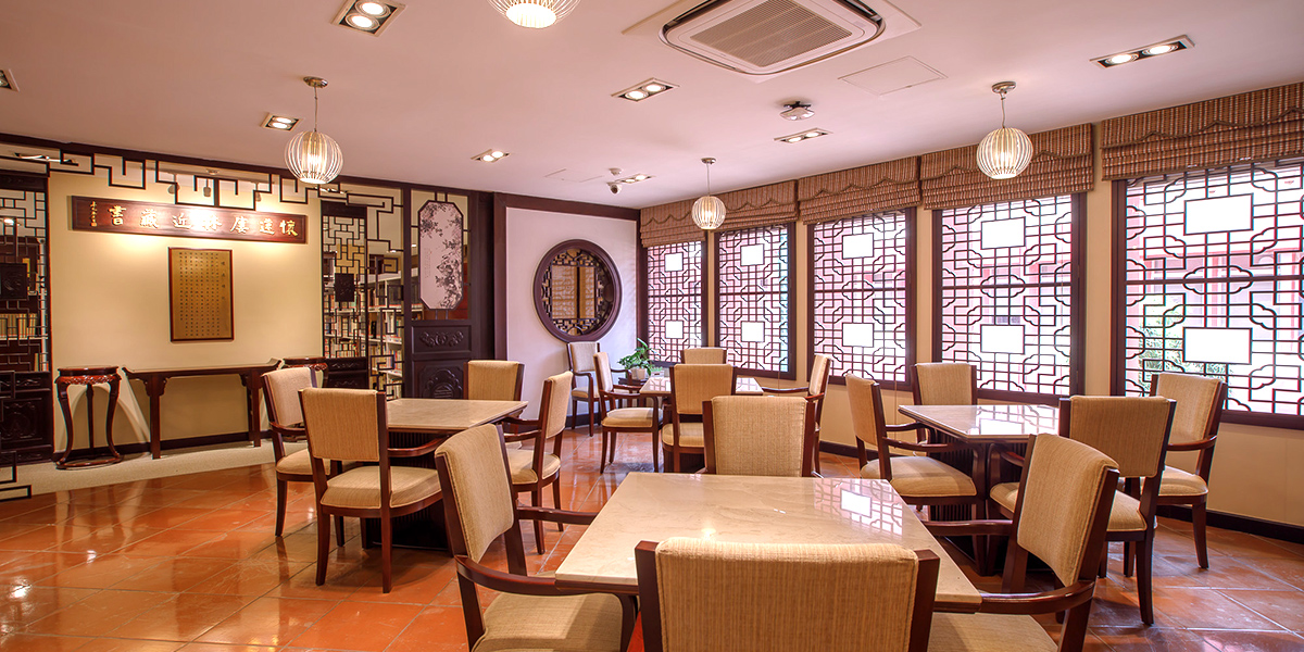 懷遠樓林近藏書